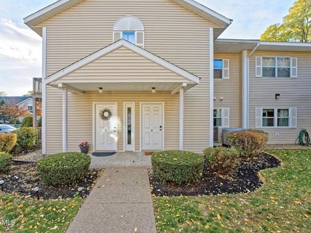 Condo for sale in Albany, New York