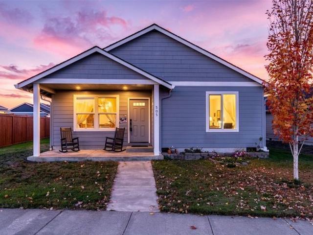 House for sale in Winlock, Lewis County