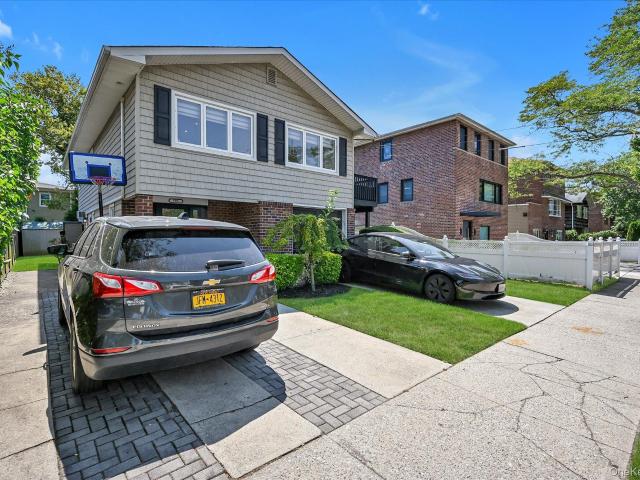 House for sale in Far Rockaway, New York