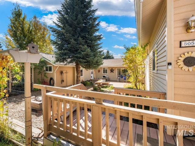 House for sale in Cascade