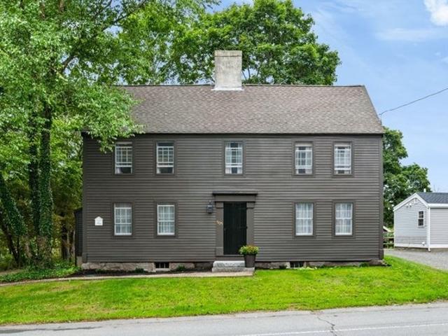 House for sale in West Newbury, Essex County