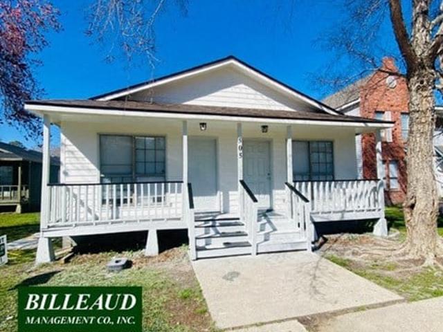Apartment for rent in Duson