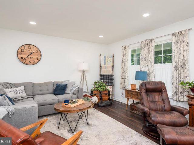 House for sale in Ridgely