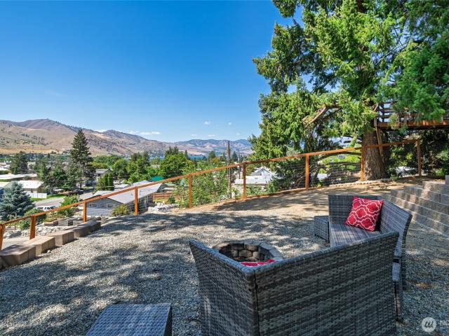 House for sale in Chelan