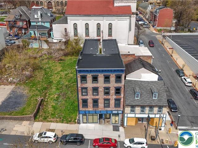 House for sale in Easton, Pennsylvania