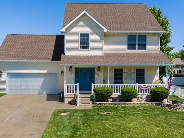 House for sale in Mackinaw, Illinois