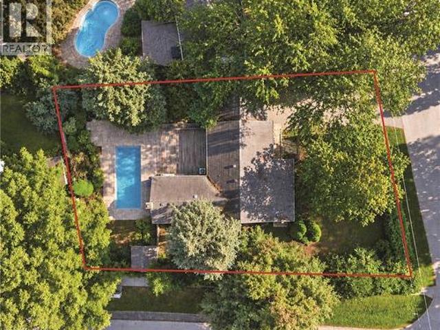 House for sale in Oakville, Ontario
