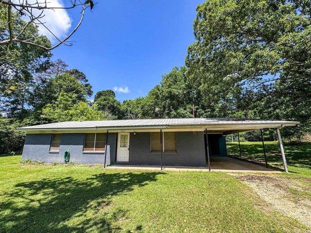 House for sale in Avinger, Texas