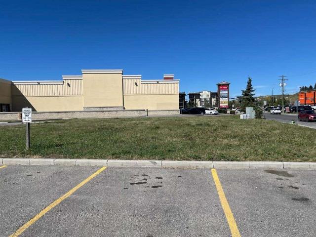 Condo for sale in Cochrane, Alberta