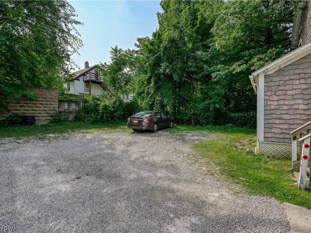 House for sale in Summit, Ohio