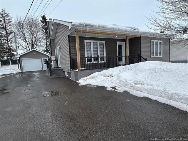 House for sale in Tracadie–sheila, New Brunswick