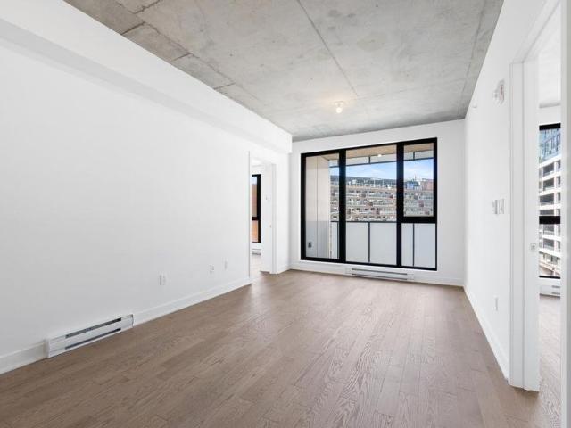 Apartment for rent in Brossard, Quebec