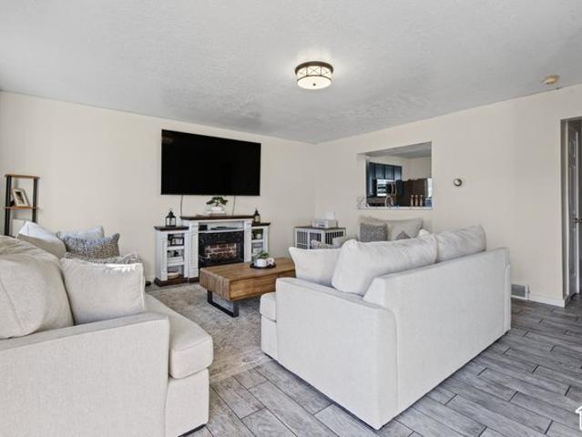 Townhouse for sale in Clearfield, Davis County