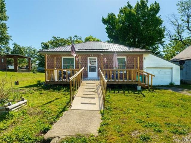 House for sale in Belle, Missouri