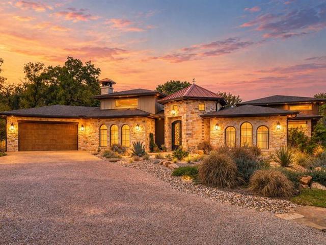 House for sale in Riesel, McLennan County