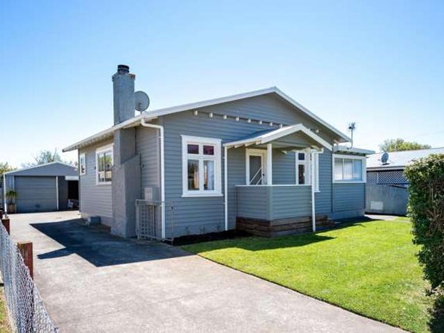 House for sale in Parkvale, Hastings