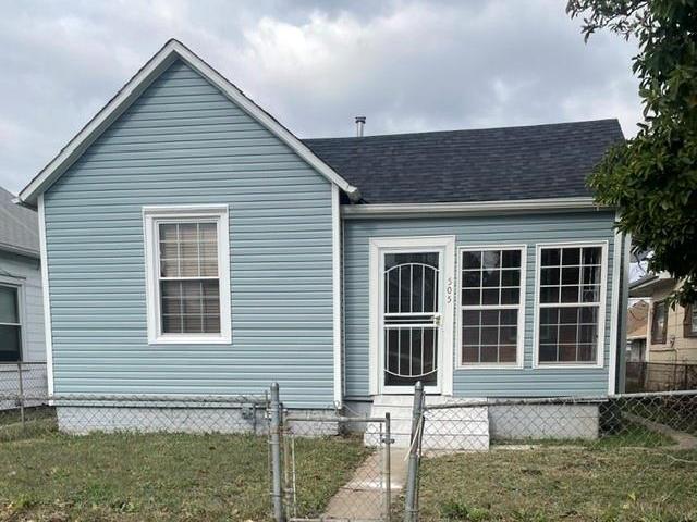 House for sale in Buchanan, Missouri