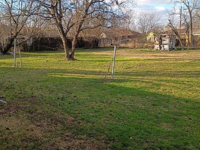 House for sale in Ellis, Texas
