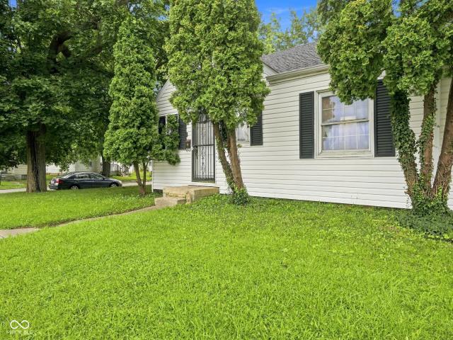 House for sale in Anderson, Indiana