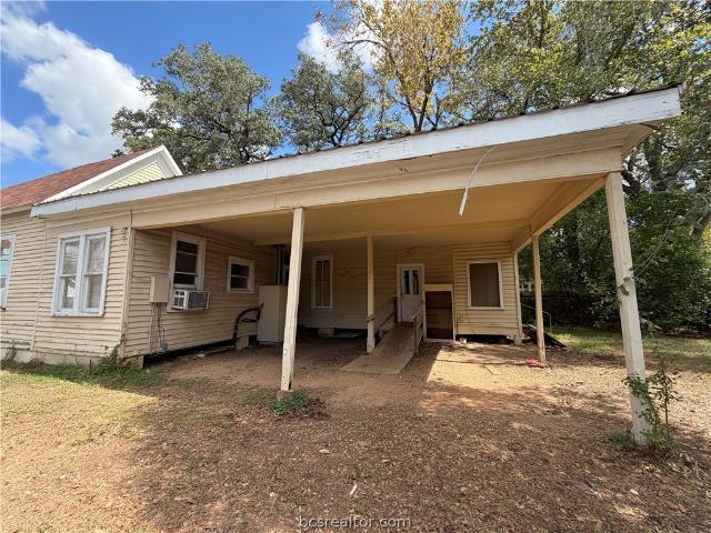 House for sale in Caldwell, Burleson County