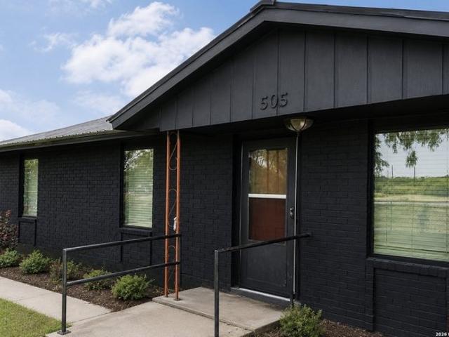 House for sale in Christine, Texas