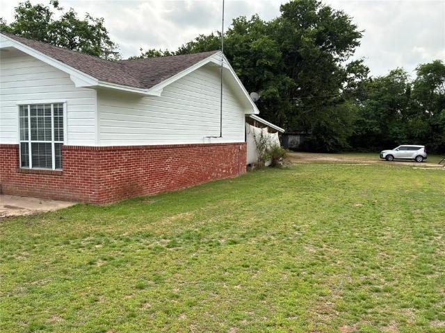 House for sale in Maud, Oklahoma