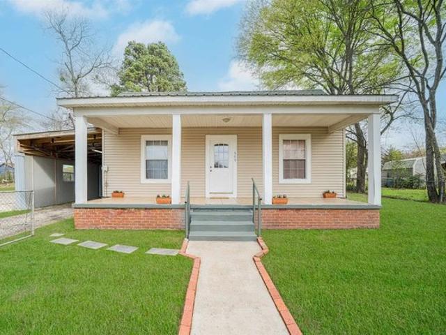 House for sale in Harrison, Texas
