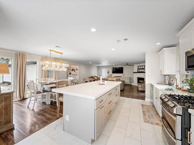 House for sale in Friendswood