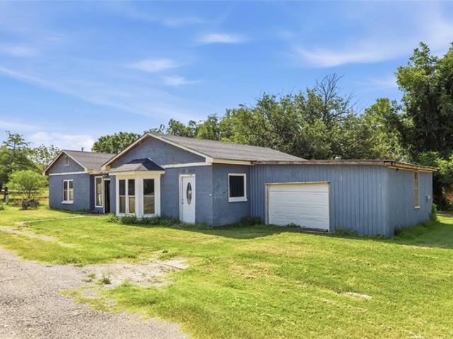 House for sale in Coleman, Texas
