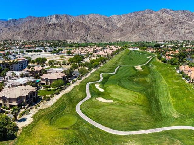 Condo for sale in La Quinta, California