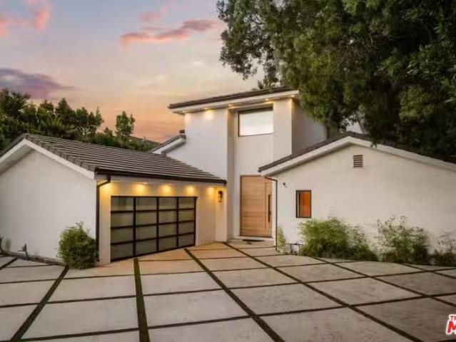 House for rent in North Hollywood, Encino Neighborhood Council District