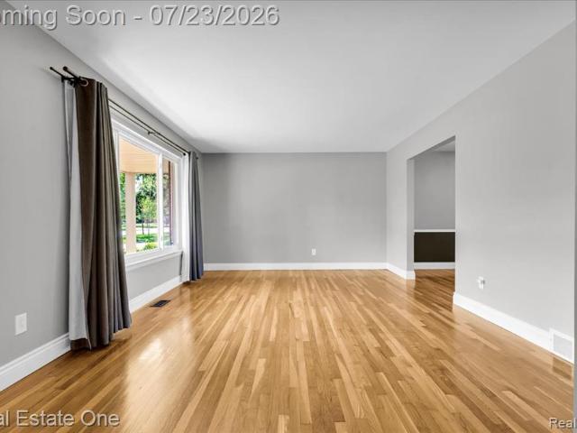 House for sale in Troy, Michigan