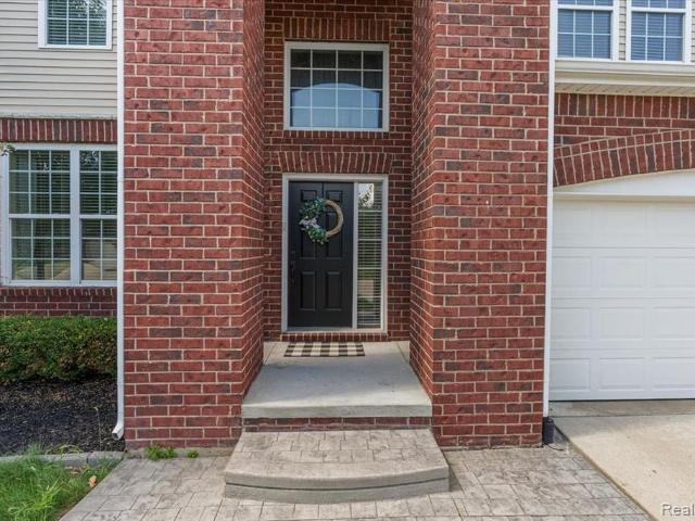 House for sale in Buckingham Village, Macomb Township