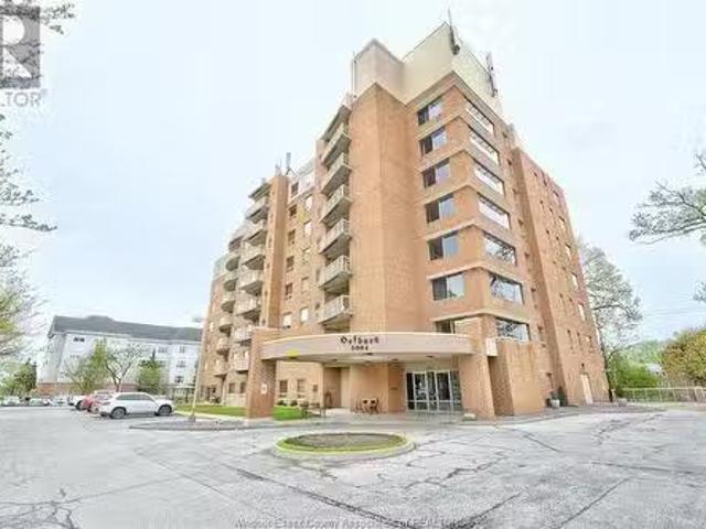 Condo for sale in Maidstone, Ontario