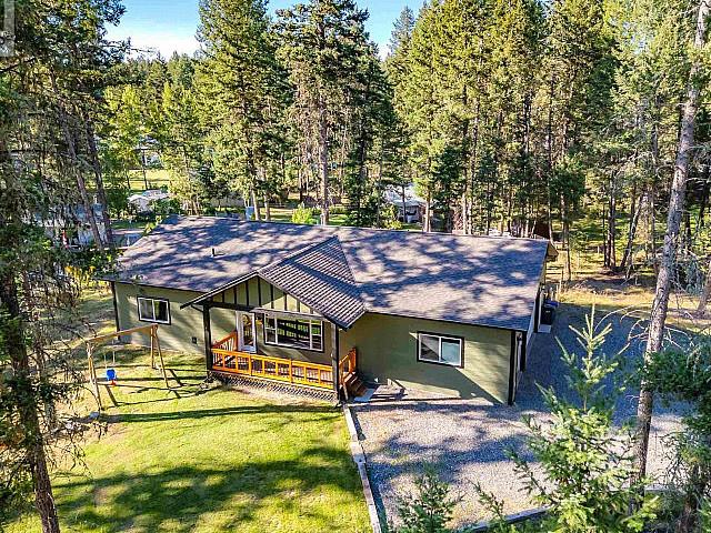 House for sale in 108 Mile Ranch, British Columbia