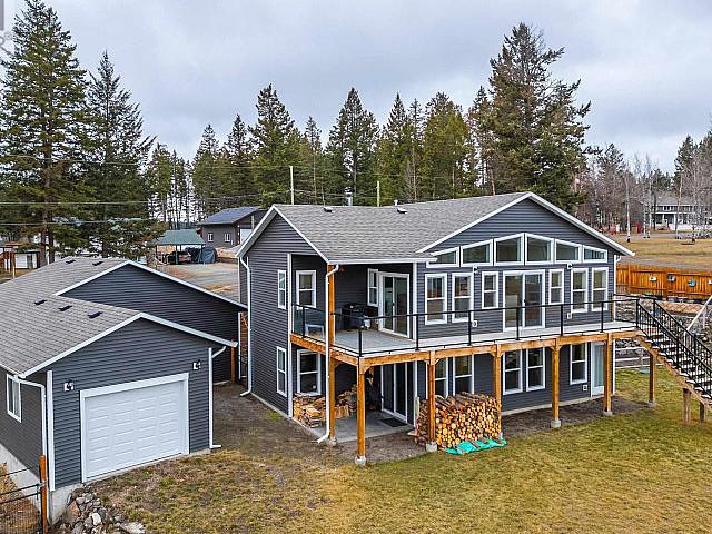 House for sale in 108 Mile Ranch, British Columbia