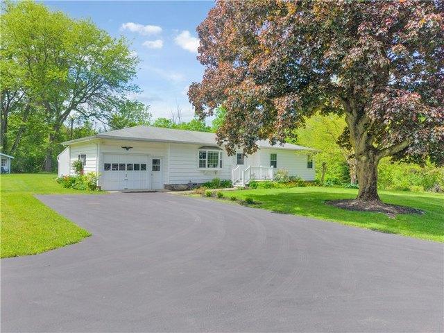 House for sale in Henrietta, New York
