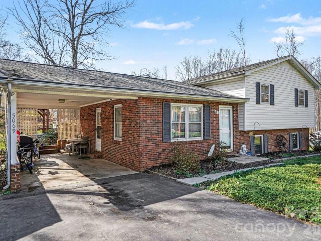 House for sale in Catawba, North Carolina