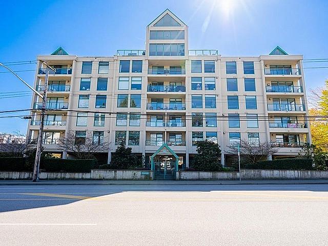 Condo for sale in White Rock, British Columbia