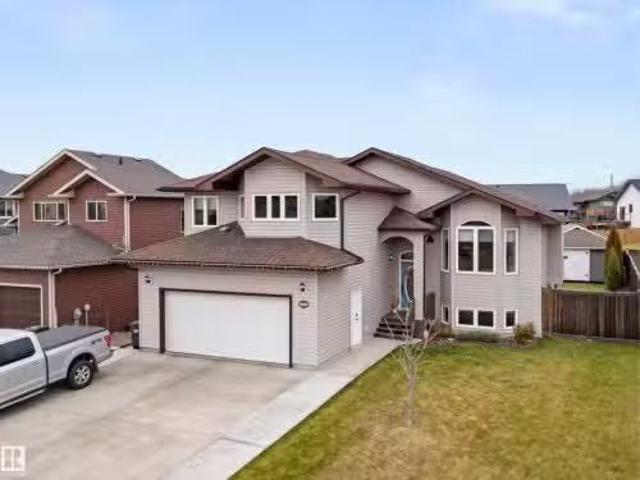 House for sale in Cherry Grove, Alberta