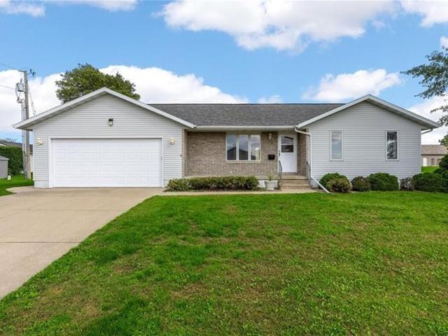 House for sale in Newhall, Benton County