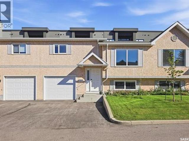 Townhouse for sale in Saskatoon, Saskatchewan