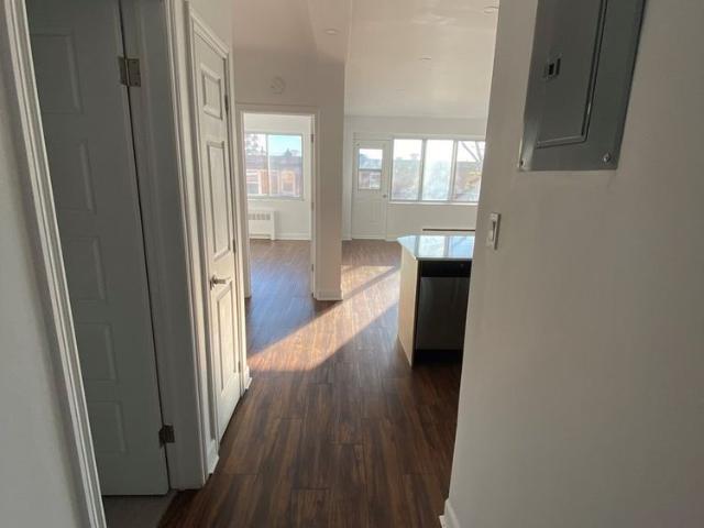 Apartment for rent in Cote-saint-luc, Quebec