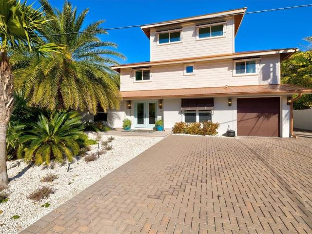 House for sale in Holmes Beach, Florida