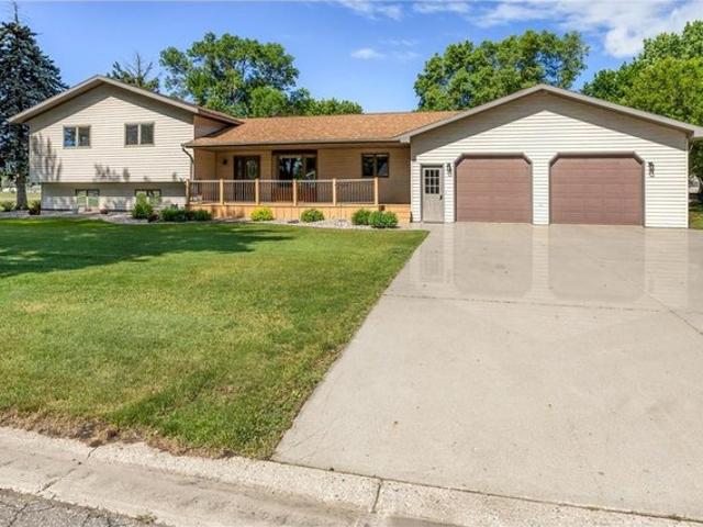 House for sale in Wyndmere, North Dakota