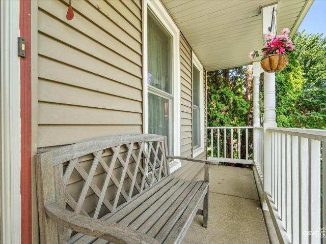 House for sale in North Aurora, Illinois