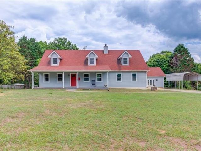 House for sale in Hoschton, Georgia