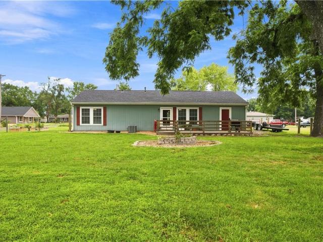 House for sale in East Lynne, Cass County
