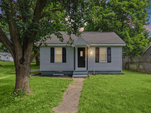 House for sale in Kell, Illinois