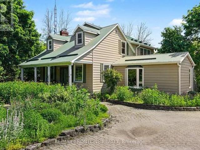 House for sale in Tay Valley, Ontario